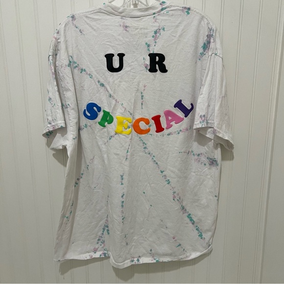 Colorful Graphic T-Shirt - Picture 5 of 5